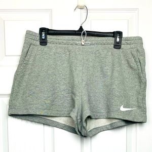 Women’s Nike Athletic Shorts Grey Size Large